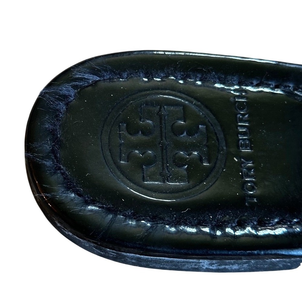 Tory Burch Black Patent Leather Miller Logo Thong Flat Sandals Women's 6 - Picture 5 of 5